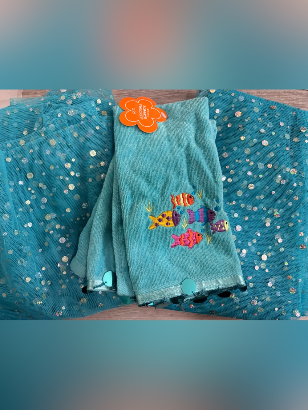 NWT Fish & surfboard embroidered towels (4) & 72 inch tab top curtain panel set